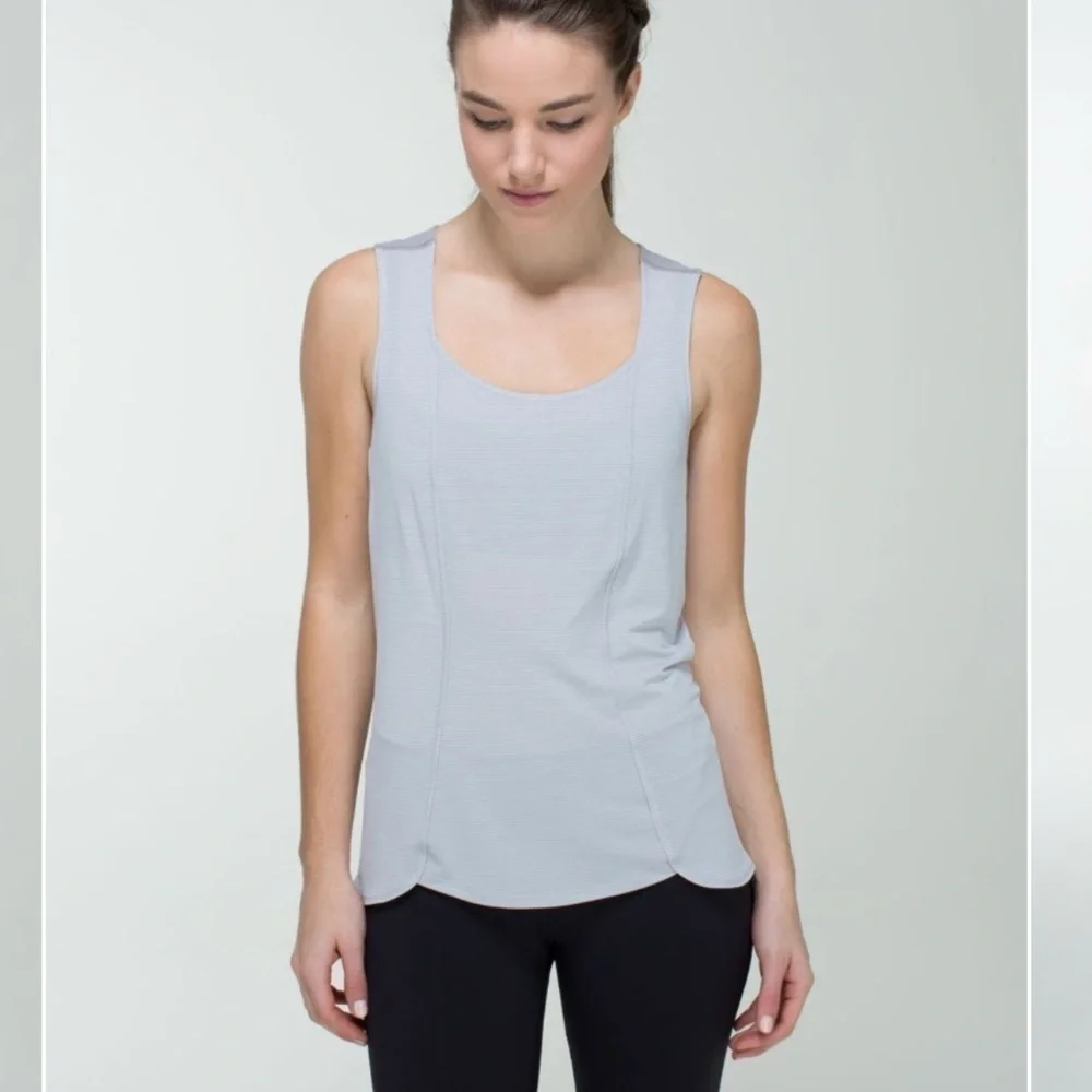 Lululemon Run Righteous Tank SZ 6